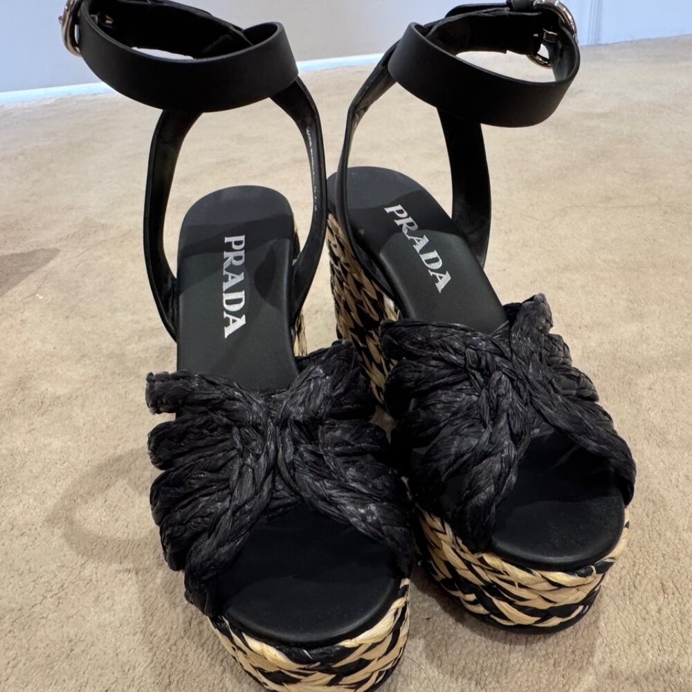 Prada Raffia Wedge NWOT (Fits large like a 5 - 5/12)